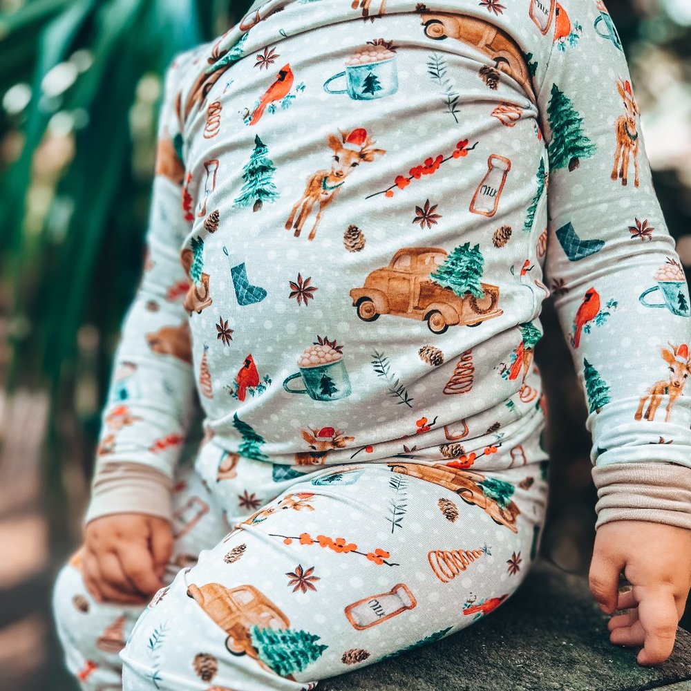 Neutral Christmas Kids Bamboo Pajama 2pc Set | Reindeer Cardinal | Farm Children